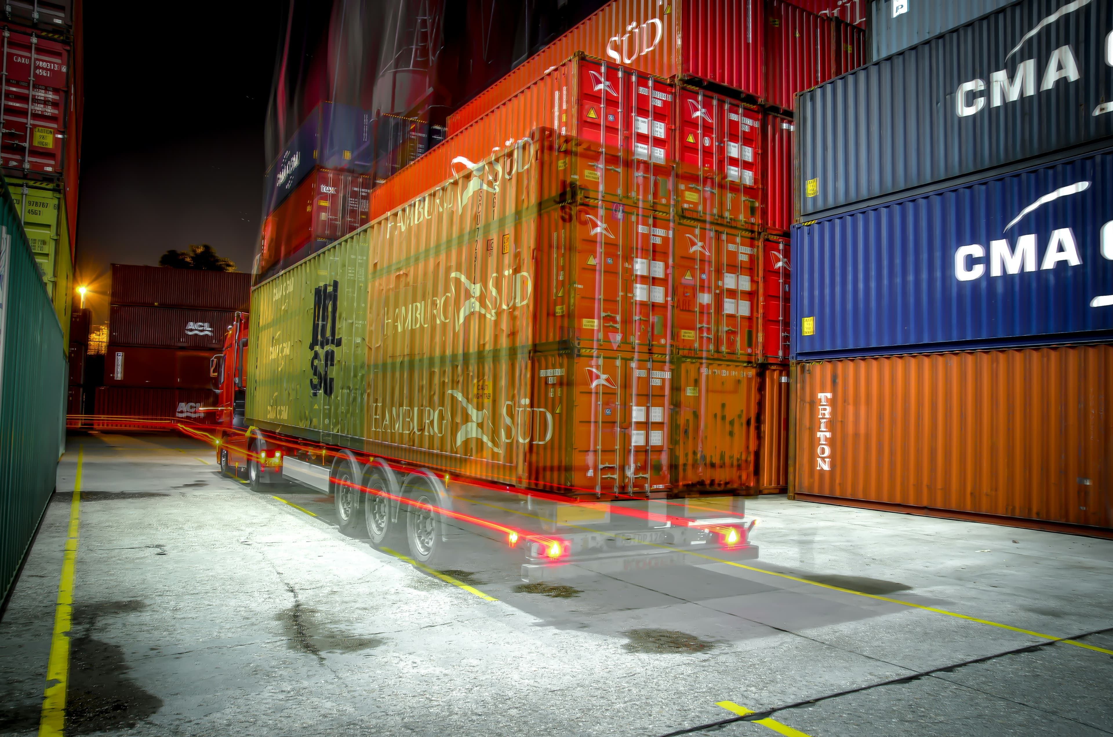 Container im Lager
